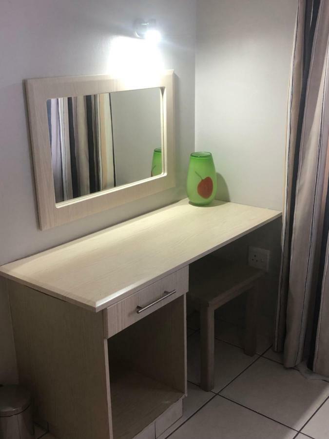 Sunrise Beach Resort Amanzimtoti Εξωτερικό φωτογραφία